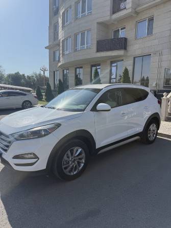 Hyundai Tucson III 2.0 AT 4WD