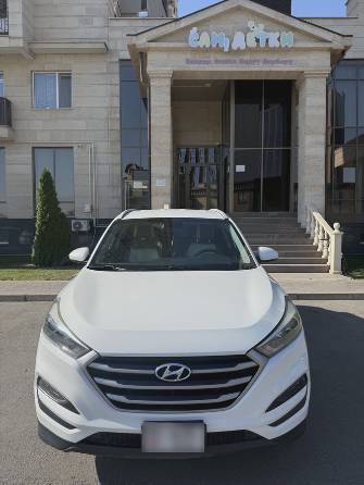 Hyundai Tucson III 2.0 AT 4WD
