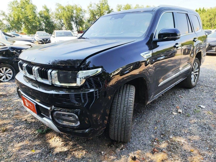 BAIC BJ60 2.0 AT 4WD