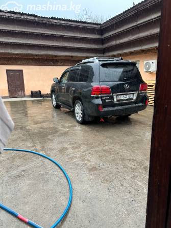 Lexus LX III 570 5.7 AT 4WD