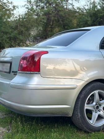 Toyota Avensis II 2.4 AT