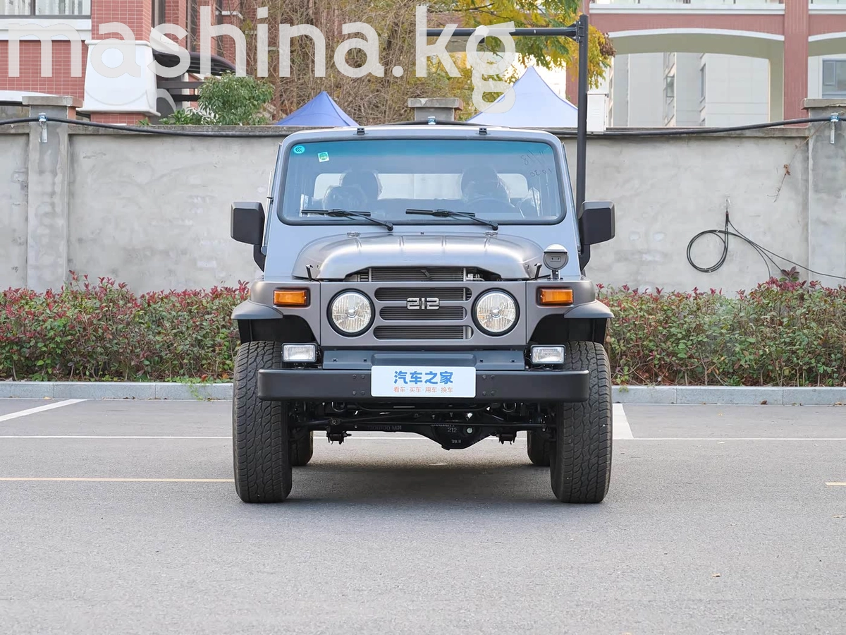 BAW 212 I 2.4 MT 4WD