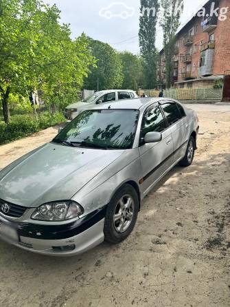 Toyota Avensis I Рестайлинг 1.6 MT