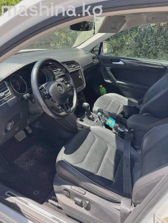 Volkswagen Tiguan II Рестайлинг 2.0d AMT