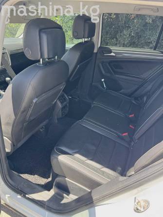 Volkswagen Tiguan II Рестайлинг 2.0d AMT