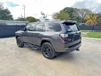 Toyota 4Runner V Рестайлинг 4.0 AT 4WD
