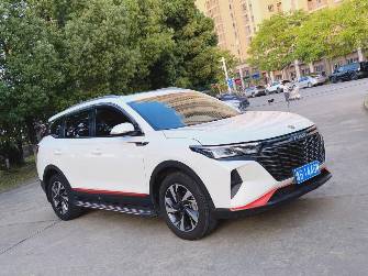 Dongfeng Aeolus AX7 Plus 1.5 AMT