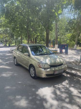 Toyota Platz 1.5 AT