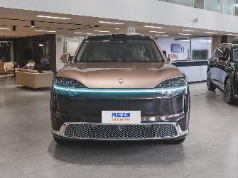 Aito M9 1.5hyb AT 4WD