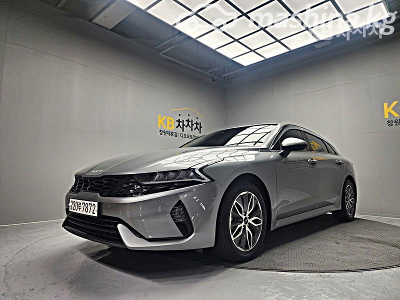 Открыть фото Kia K5 III 2.0hyb AT
