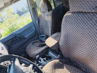 Mitsubishi Montero III 3.5 AT 4WD