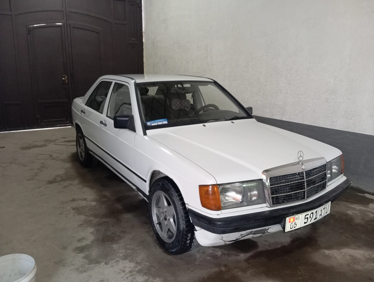 Mercedes-Benz 190 (W201) Mercedes-Benz 190 (W201) 2.0d MT