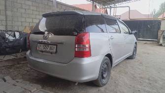 Toyota Wish I 1.8 AT