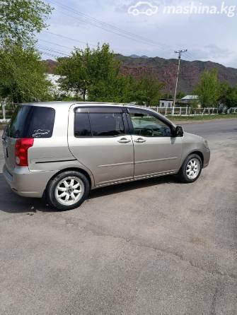 Toyota Raum II 1.5 AT