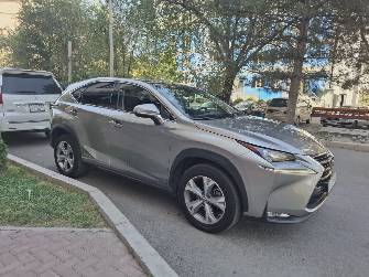 Lexus NX I 300h 2.5hyb CVT 4WD