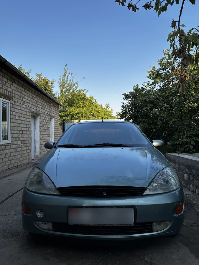 Ford Focus I 1.8 MT