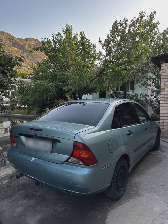 Ford Focus I 1.8 MT