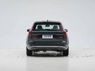 Volvo XC60 II Рестайлинг 2.0 AT