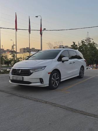 Honda Odyssey V Рестайлинг 2 2.4 CVT 4WD