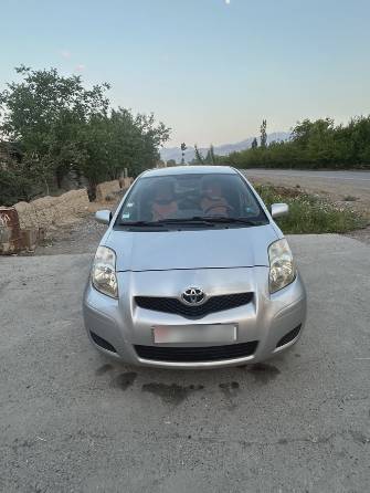 Toyota Yaris II 1.3 MT