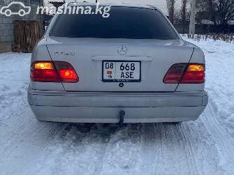 Mercedes-Benz E-Класс II (W210, S210) Рестайлинг 240 2.6 MT