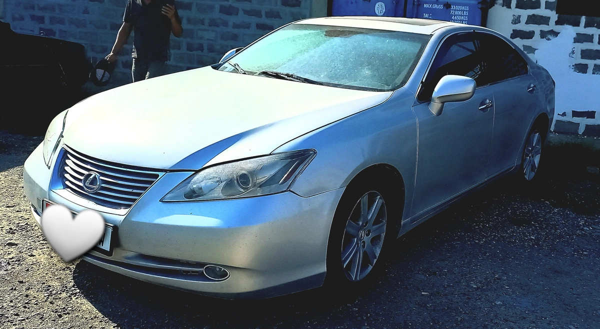 Открыть фото Lexus ES V 350 3.5 AT