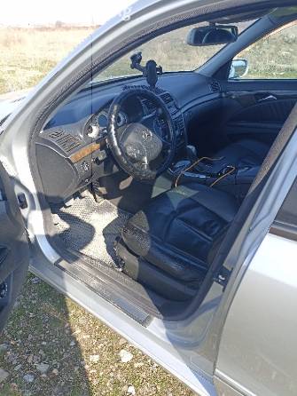 Mercedes-Benz E-Класс III (W211, S211) 270 2.7d MT