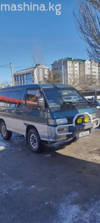 Mitsubishi Delica IV 2.5d AT 4WD