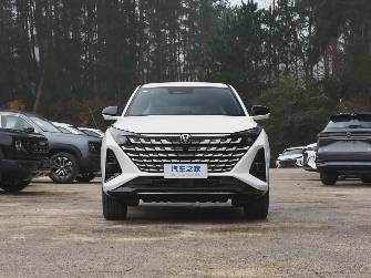 Changan UNI-Z iDD 1.5hyb CVT