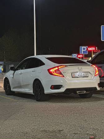 Honda Civic X 2.0 CVT