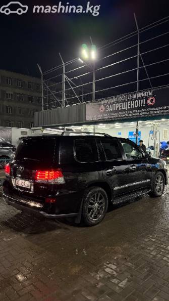 Lexus LX III 570 5.7 AT 4WD