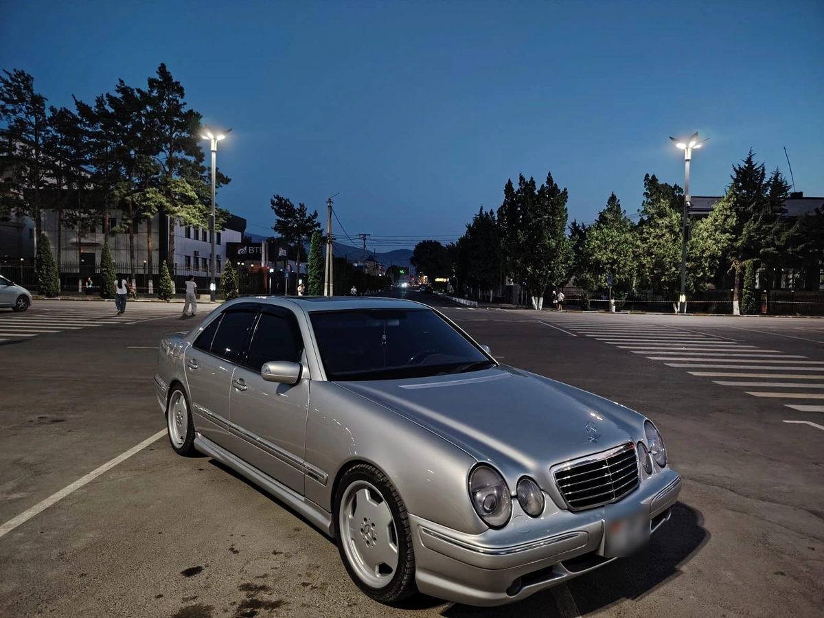 Mercedes-Benz E-Класс II (W210, S210) 320 3.2 AT