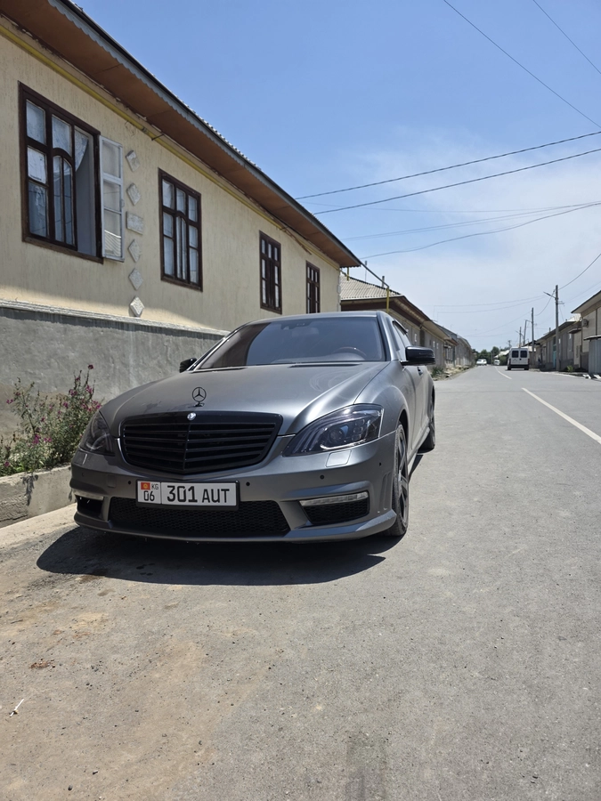 Открыть фото Mercedes-Benz S-Класс V (W221) 550 Long 5.5 AT