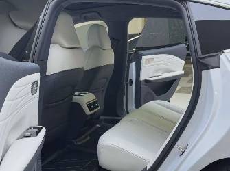 Geely Galaxy E8 665 Electro AT