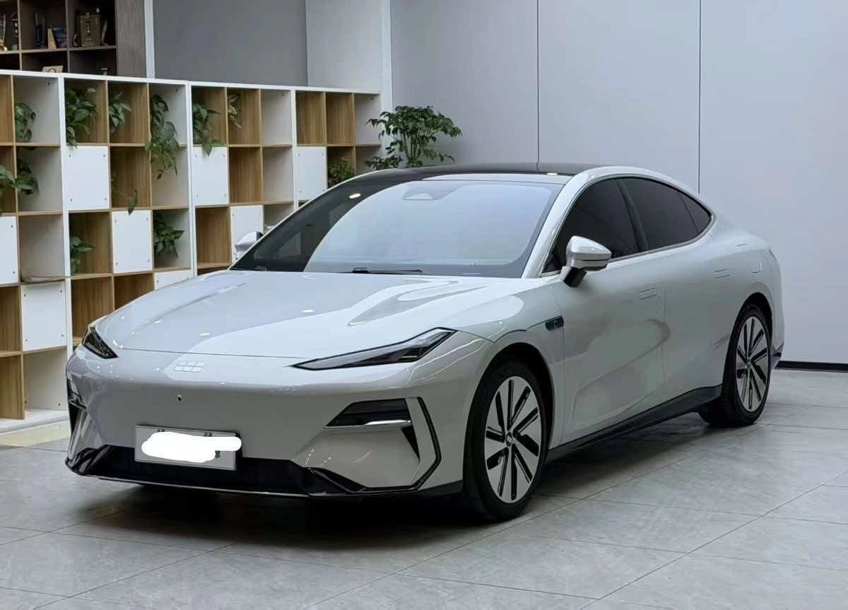 Geely Galaxy E8 665 Electro AT