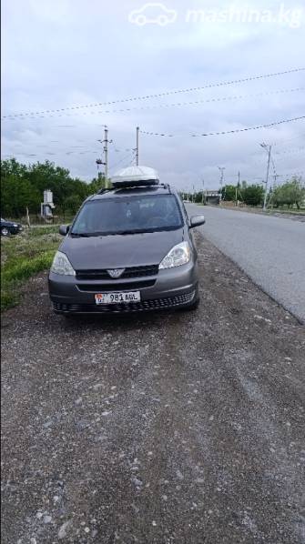 Toyota Sienna II 3.3 AT 4WD