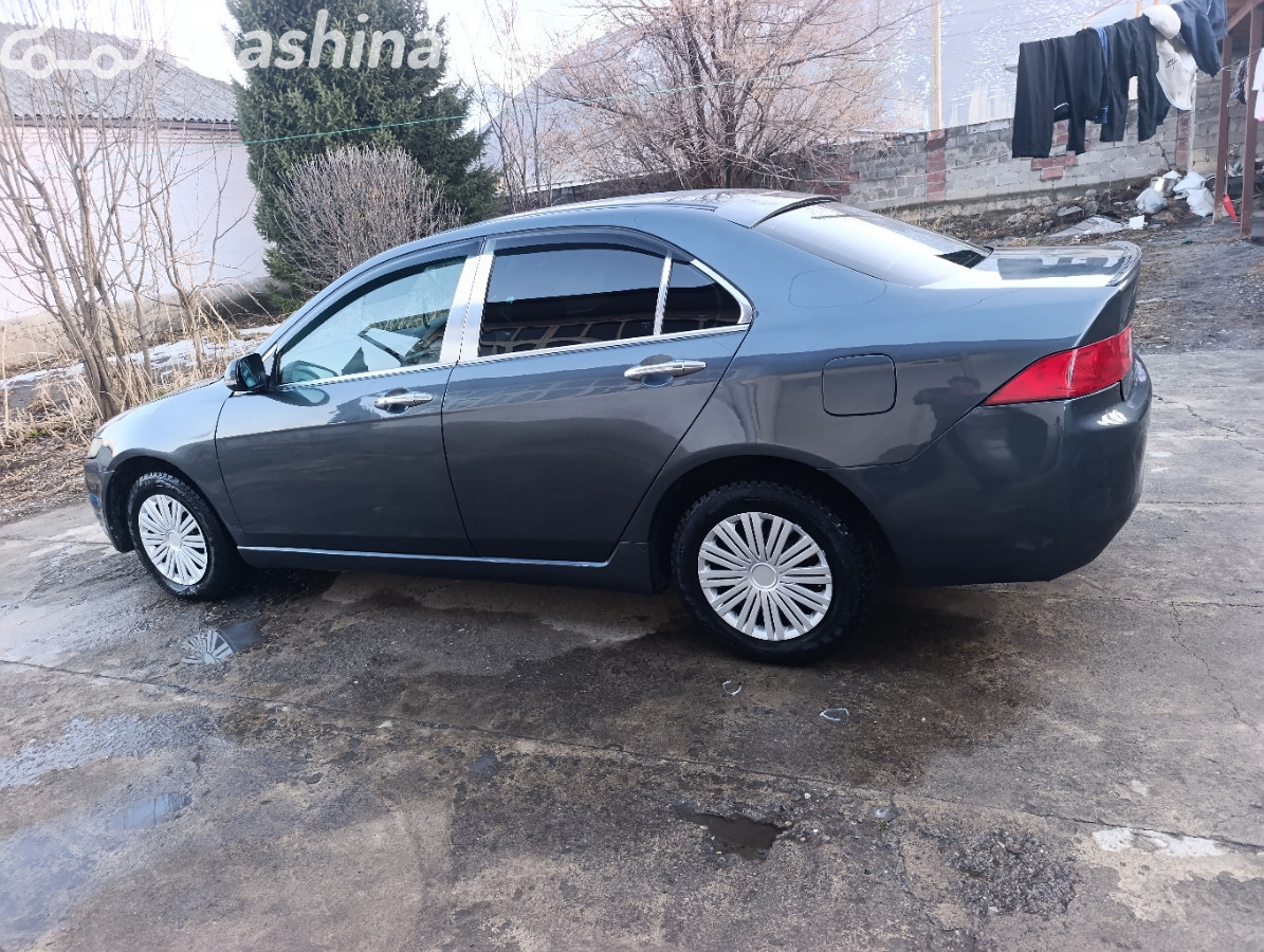 Honda Accord VII 2.0 AT
