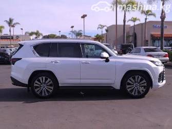 Lexus LX IV 700h 3.5hyb AT 4WD