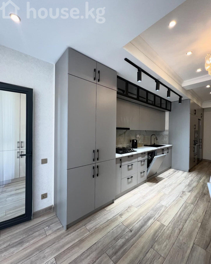 2-комн. кв., 100 м2