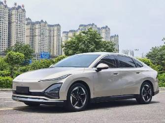 Wuling Starlight 1.5hyb AT