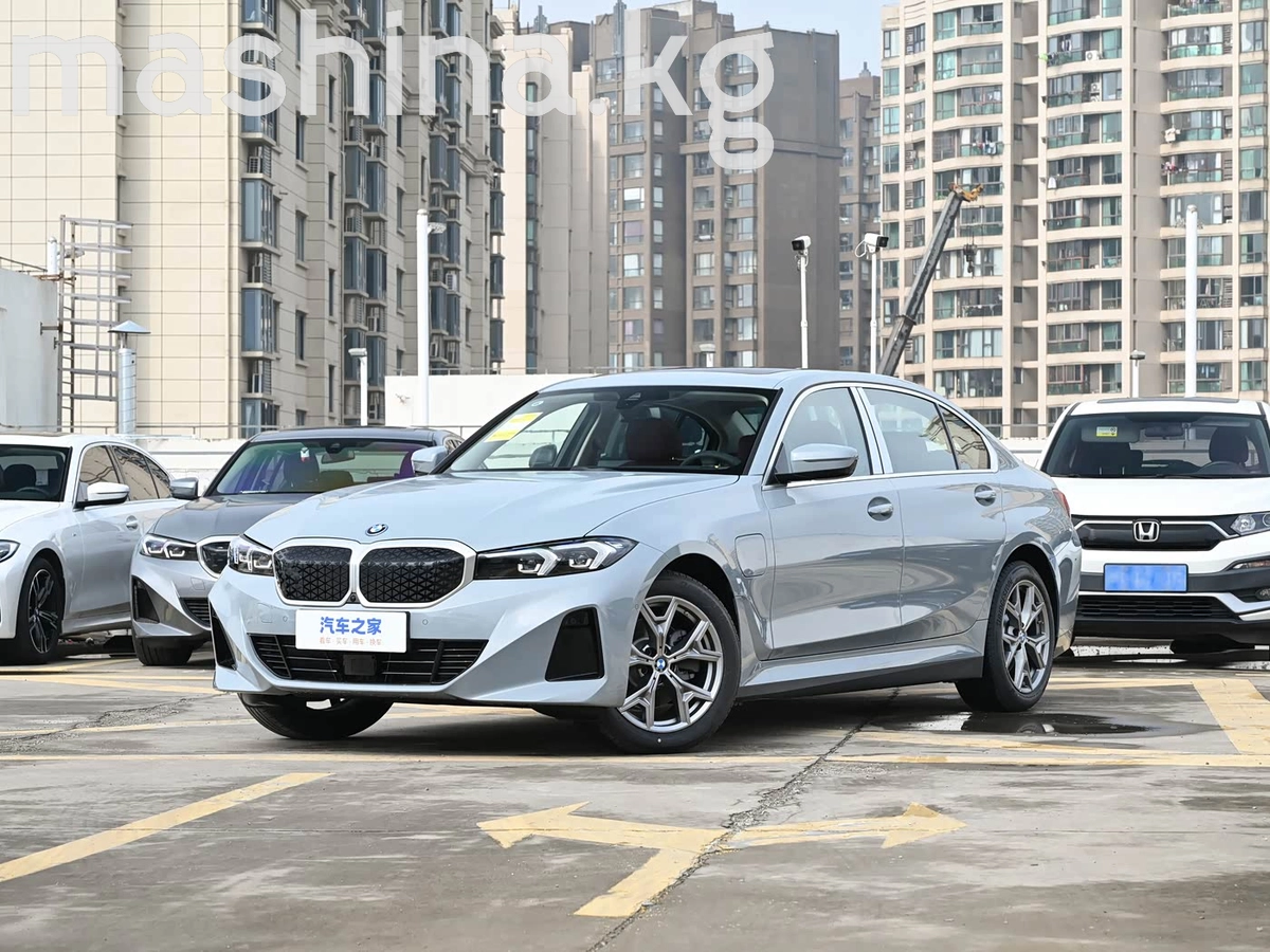 BMW i3 I (G28) 35L Electro AT
