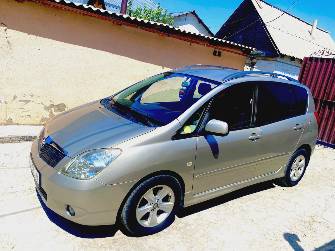 Toyota Corolla Verso I 1.8 AT