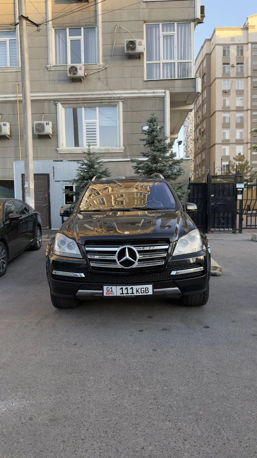 Открыть фото Mercedes-Benz GL-Класс I (X164) Рестайлинг 550 5.5 AT 4WD