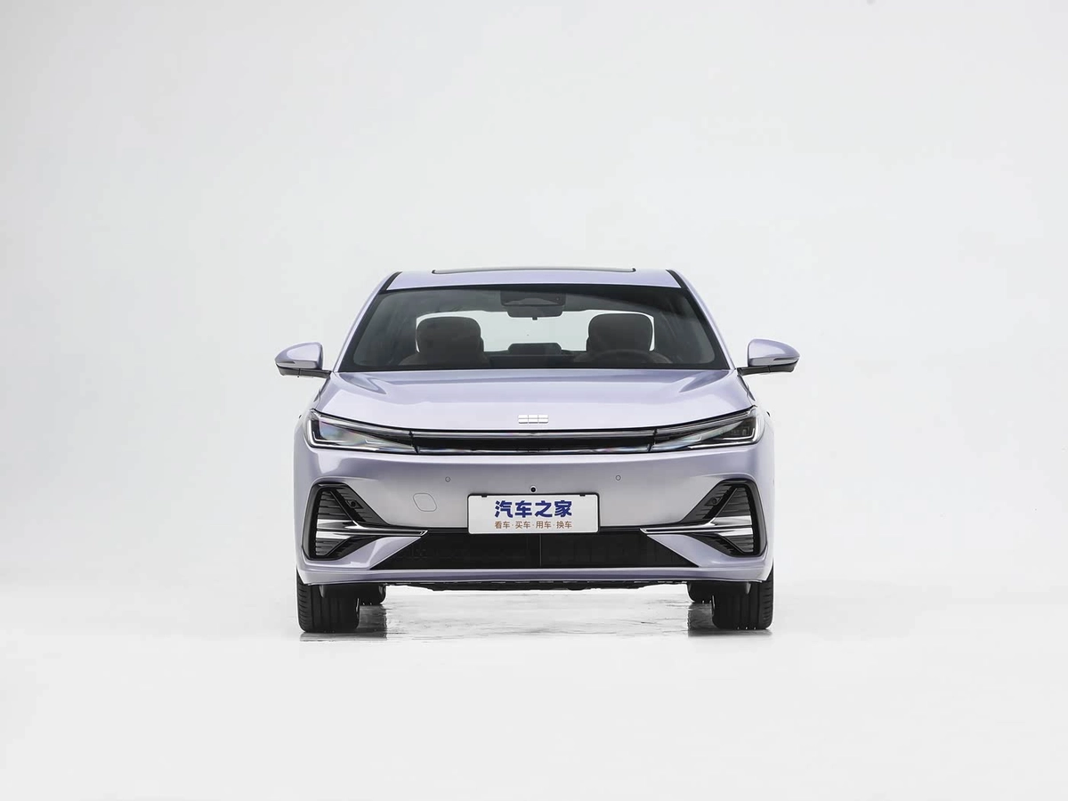 Открыть фото Geely Galaxy A7 1.5hyb AT