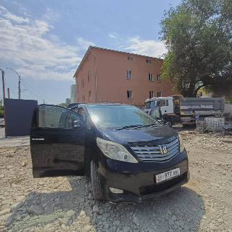 Toyota Alphard II 2.4 AT