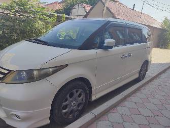 Honda Elysion I Рестайлинг 3.0 AT