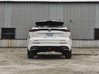 Changan UNI-Z 1.5 AMT