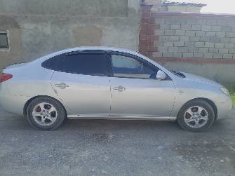 Hyundai Avante IV 1.6 AT