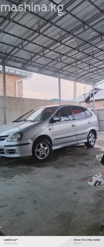 Nissan Almera Tino 1.8 MT