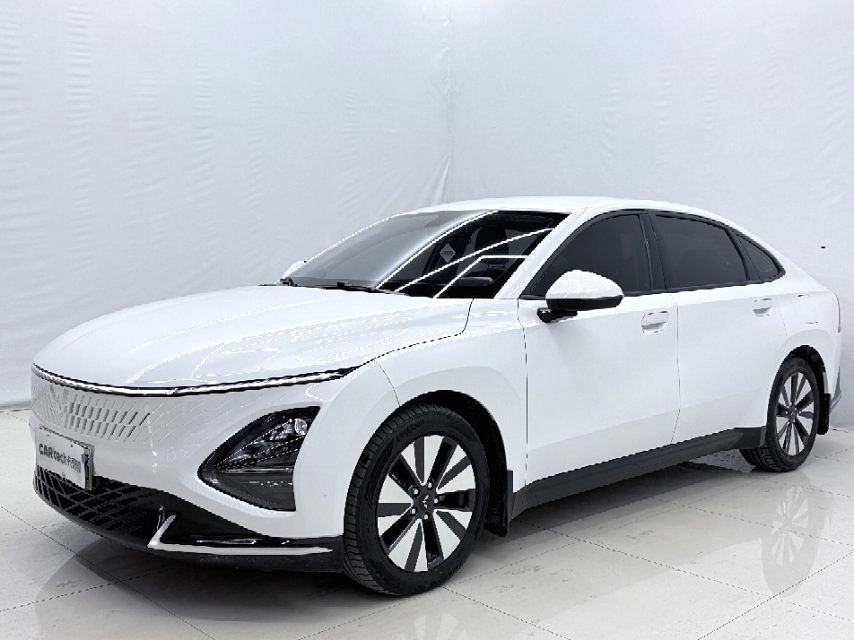 Wuling Starlight 1.5hyb AT